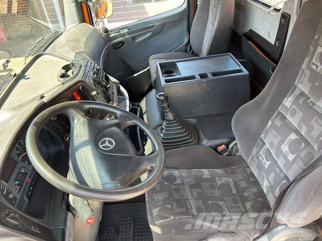 Mercedes-Benz 1828 3Skipper + PKG 12001 Kran 4x2 Billenő teherautók