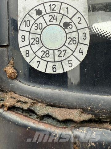 Mercedes-Benz 1828 KEHRMASCHINE 清掃車