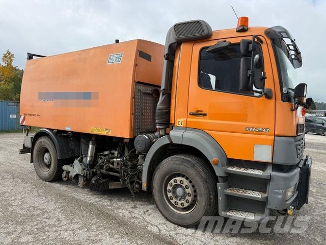 Mercedes-Benz 1828 KEHRMASCHINE 清掃車