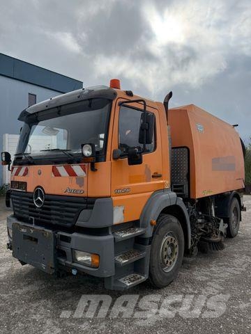 Mercedes-Benz 1828 KEHRMASCHINE 清掃車
