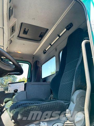 Mercedes-Benz 1833 Axor 3Skipper + PK 12002 Kran 4x2 Tippbil