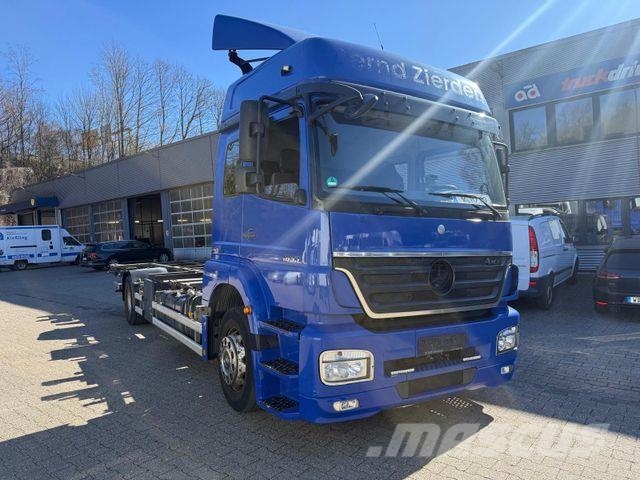 Mercedes-Benz 1833 Axor, 7 Sitzplätze, 1. Hand, erst 228 Tkm Camiones chasis