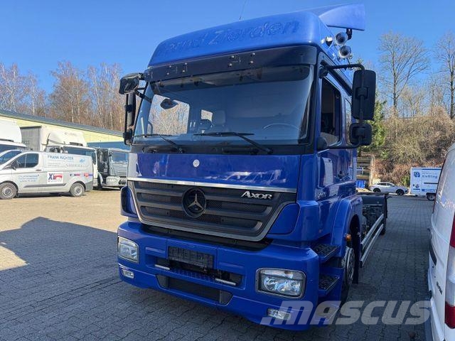 Mercedes-Benz 1833 Axor, 7 Sitzplätze, 1. Hand, erst 228 Tkm Camiones chasis