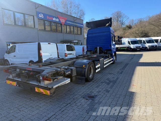 Mercedes-Benz 1833 Axor, 7 Sitzplätze, 1. Hand, erst 228 Tkm Camiones chasis