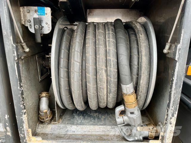 Mercedes-Benz 1841 Actros| Willig Aufbau A3*Oben/Unten*13.500l شاحنات ذات صهاريج