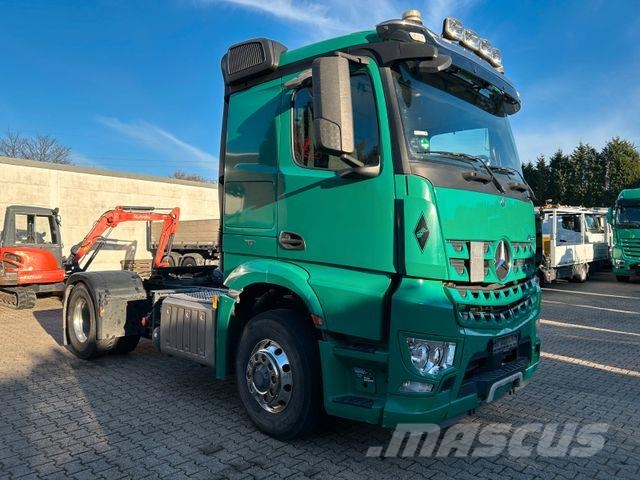 Mercedes-Benz 1845 Arocs SZM 4x4 HAD Tractor Units