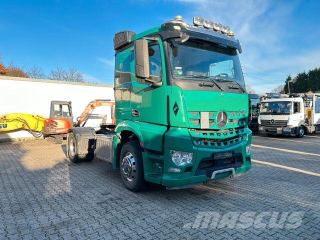 Mercedes-Benz 1845 Arocs SZM 4x4 HAD Tractor Units