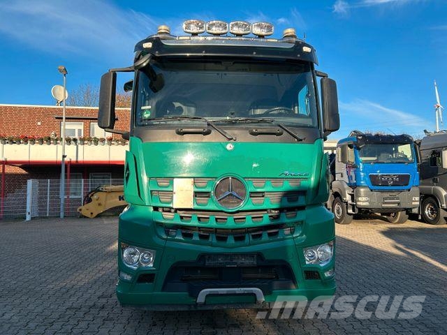 Mercedes-Benz 1845 Arocs SZM 4x4 HAD Tractor Units