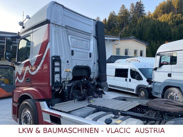 Mercedes-Benz 1846 ADR/FL/AT/OX Sattelzugmaschinen