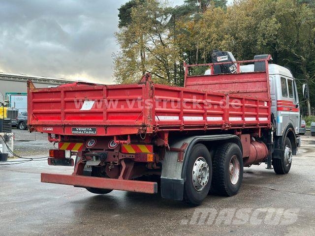 Mercedes-Benz 1944 s 6x2 DSK Hiab-Ladekran Kipper