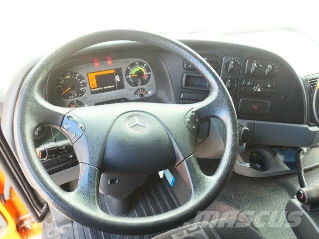 Mercedes-Benz 2032 A Actros 4x4, Bucher STKF 9500, Airport, AC 清掃車