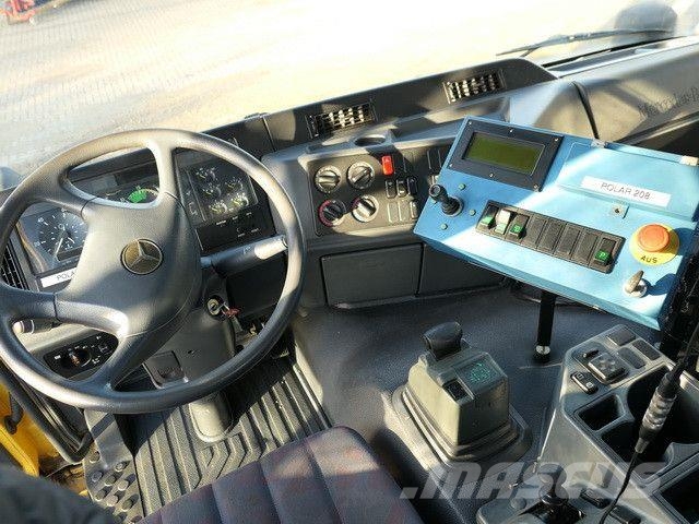Mercedes-Benz 2035 AK Actros 4x4, Kehrmaschine Schmidt, Allrad Lakaisuautot