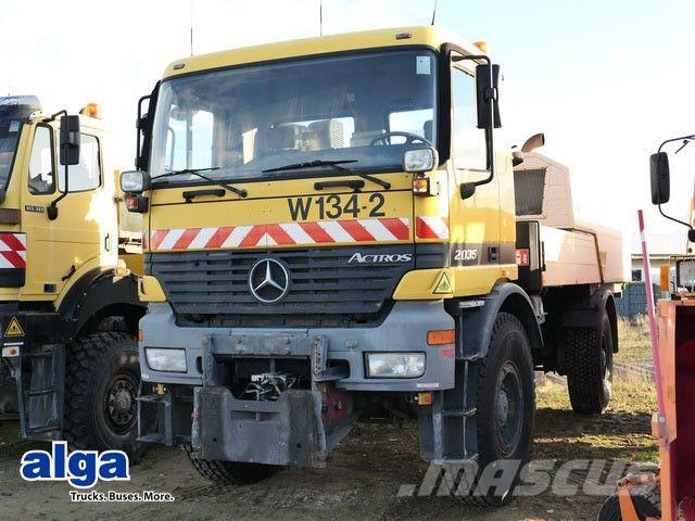 Mercedes-Benz 2035 AK Actros 4x4, Kehrmaschine Schmidt, Allrad Lakaisuautot