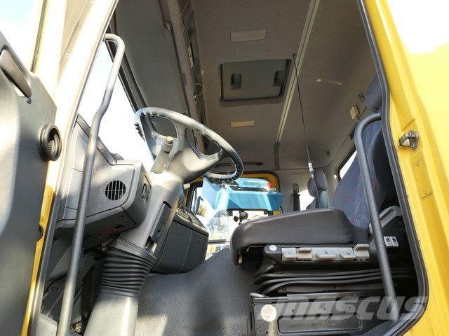 Mercedes-Benz 2035 AK Actros 4x4, Kehrmaschine Schmidt, Allrad Lakaisuautot