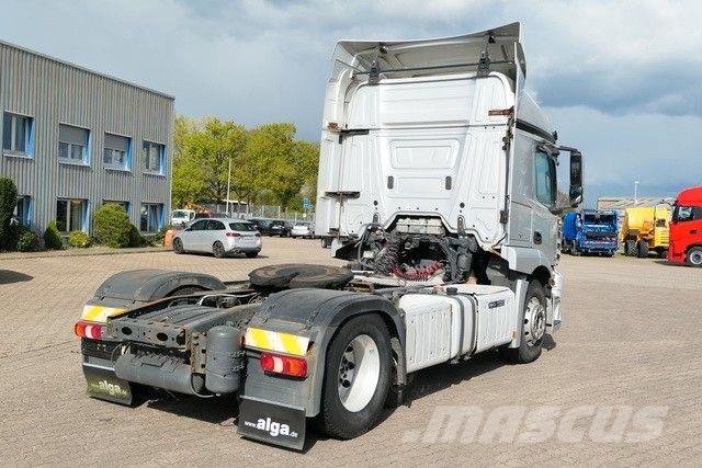 Mercedes-Benz 2443 LS Actros 6x2, 3-Achser, 24to. GG, Waage Trækkere