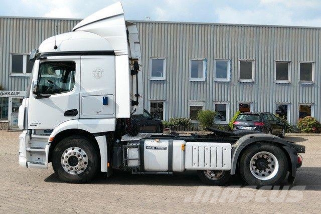 Mercedes-Benz 2443 LS Actros 6x2, 3-Achser, 24to. GG, Waage Trækkere
