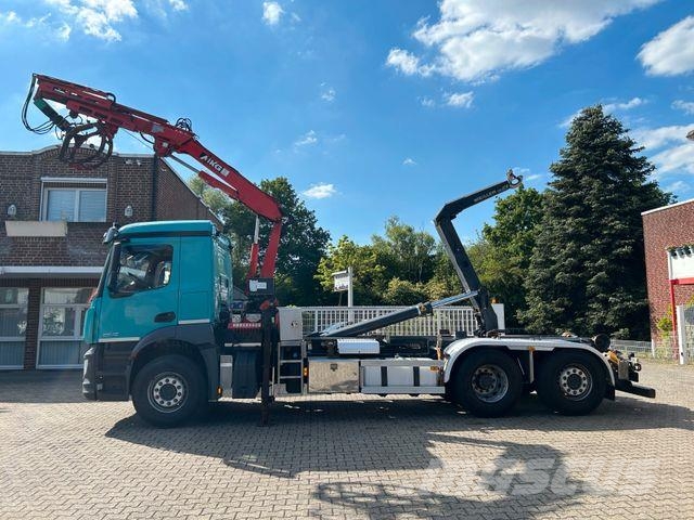 Mercedes-Benz 2543 Meiller Abroller +MKG HLK76A2 Kran +Greifer Camiones polibrazo