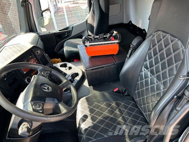 Mercedes-Benz 2543 Meiller Abroller +MKG HLK76A2 Kran +Greifer Camiones polibrazo