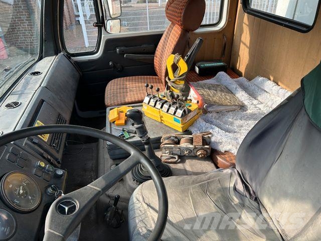 Mercedes-Benz 2632 HMK Dachdeckerkran 6x6 Camiones grúa
