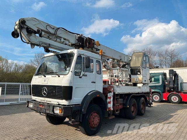 Mercedes-Benz 2632 HMK Dachdeckerkran 6x6 Camiones grúa