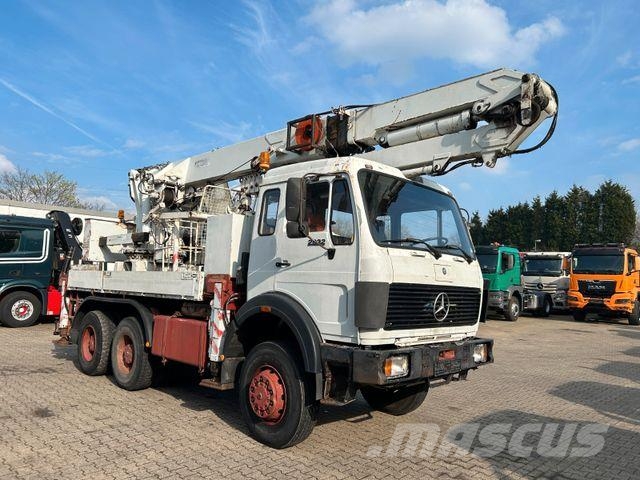 Mercedes-Benz 2632 HMK Dachdeckerkran 6x6 Camiones grúa