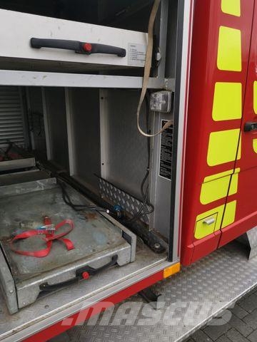 Mercedes-Benz 814F LF8/Feuerwehrlöschfahrzeug/Vorbaupume Box body