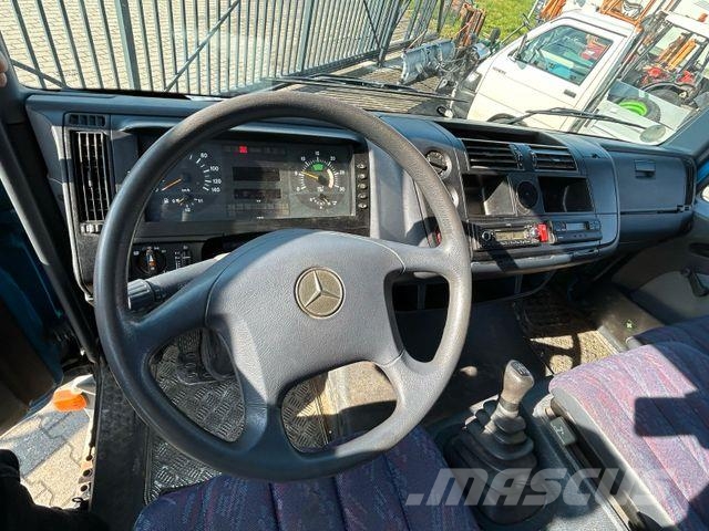 Mercedes-Benz 815 Camiones de caja de lona