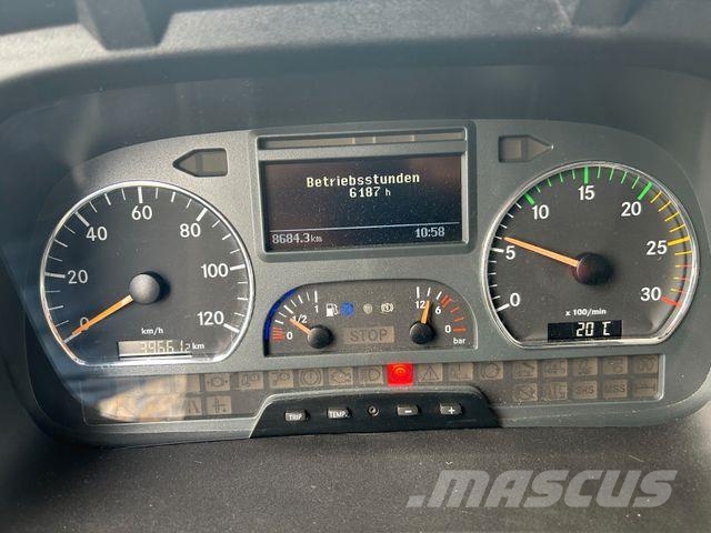 Mercedes-Benz 816 mit Böckerkran bis 35 m AK35-3000 4x2 Kranwagen