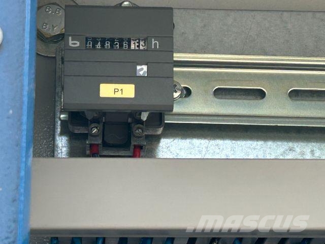 Mercedes-Benz 816 mit Böckerkran bis 35 m AK35-3000 4x2 Kranwagen