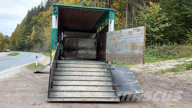 Mercedes-Benz 817L D VIEHLKW FÜR 7 KÜHE Dieren transport