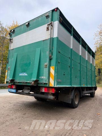 Mercedes-Benz 817L D VIEHLKW FÜR 7 KÜHE Dieren transport