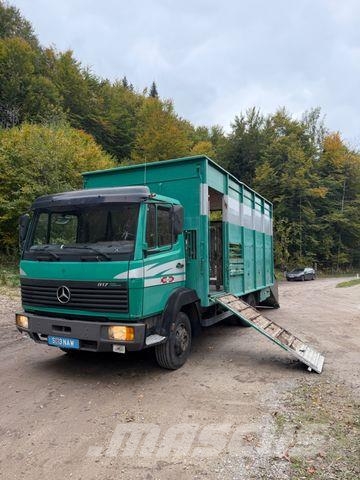 Mercedes-Benz 817L D VIEHLKW FÜR 7 KÜHE Dieren transport