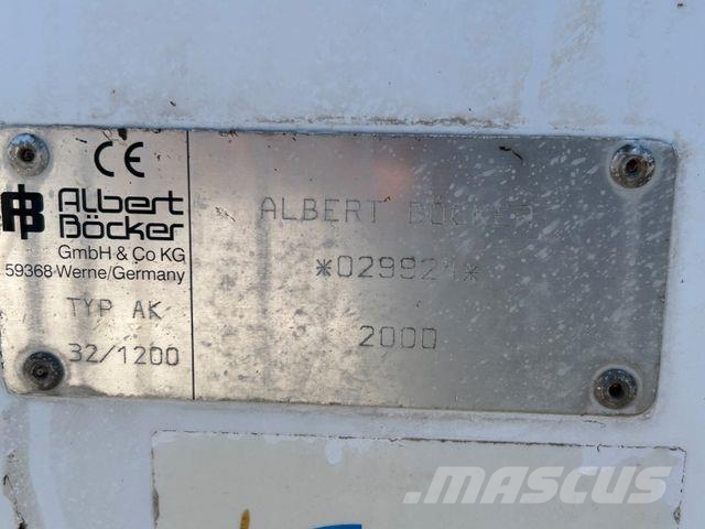 Mercedes-Benz 818 +Böcker AK 32-1200 Dachdeckerkran +Seilwinde Camiones grúa