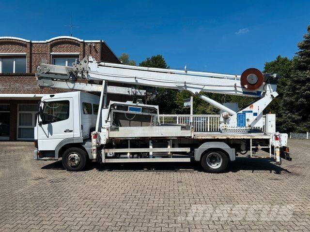 Mercedes-Benz 818 +Böcker AK 32-1200 Dachdeckerkran +Seilwinde Camiones grúa