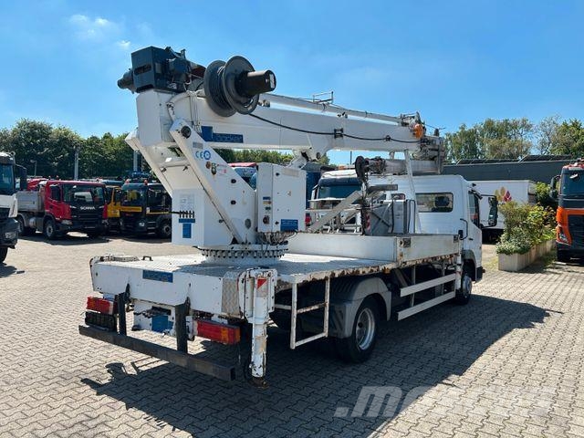 Mercedes-Benz 818 +Böcker AK 32-1200 Dachdeckerkran +Seilwinde Camiones grúa