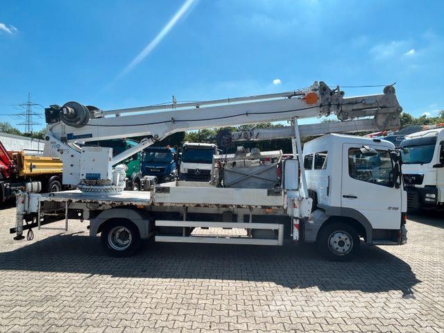 Mercedes-Benz 818 +Böcker AK 32-1200 Dachdeckerkran +Seilwinde Camiones grúa