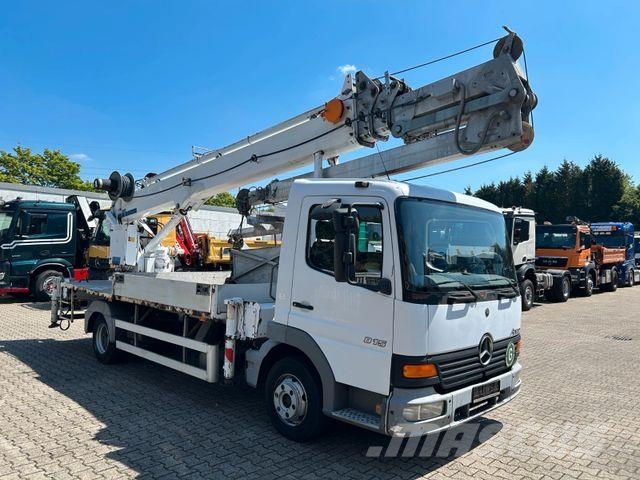 Mercedes-Benz 818 +Böcker AK 32-1200 Dachdeckerkran +Seilwinde Camiones grúa