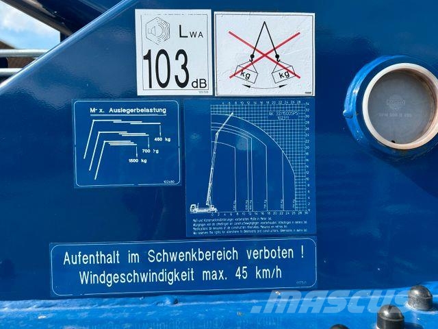 Mercedes-Benz 818Böcker Dachdeckerkran bis 32m AK32/1500+Winde Tovornjaki z žerjavom