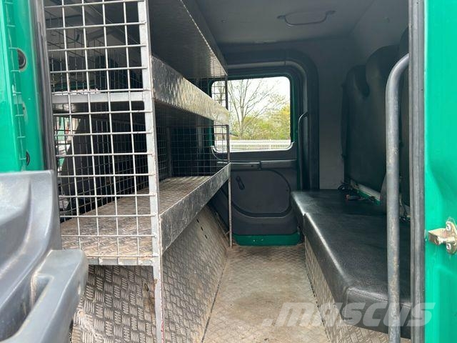 Mercedes-Benz 822 Atego Doppelkabine 3Skipper + PK 7501 Kran Camiones grúa