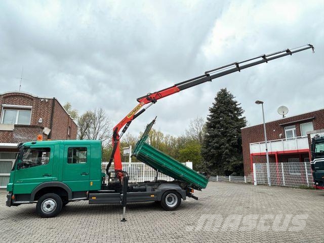 Mercedes-Benz 822 Atego Doppelkabine 3Skipper + PK 7501 Kran Camiones grúa