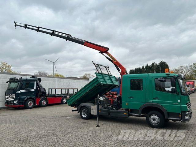 Mercedes-Benz 822 Atego Doppelkabine 3Skipper + PK 7501 Kran Camiones grúa