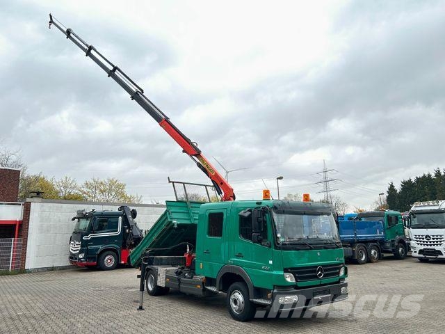 Mercedes-Benz 822 Atego Doppelkabine 3Skipper + PK 7501 Kran Camiones grúa