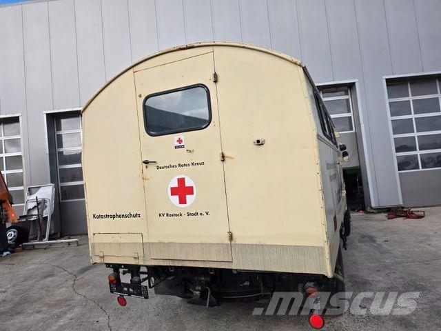 Mercedes-Benz 911 LAK 4x4 Dobozos teherautók