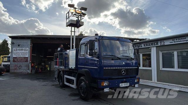 Mercedes-Benz 917 AF ALLRAD/4X4/Lichtmastwagen/Schlafkabine/ Auto hoogwerkers