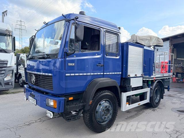 Mercedes-Benz 917 AF ALLRAD/4X4/Lichtmastwagen/Schlafkabine/ Auto hoogwerkers