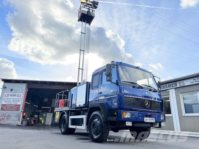 Mercedes-Benz 917 AF ALLRAD/4X4/Lichtmastwagen/Schlafkabine/ Auto hoogwerkers