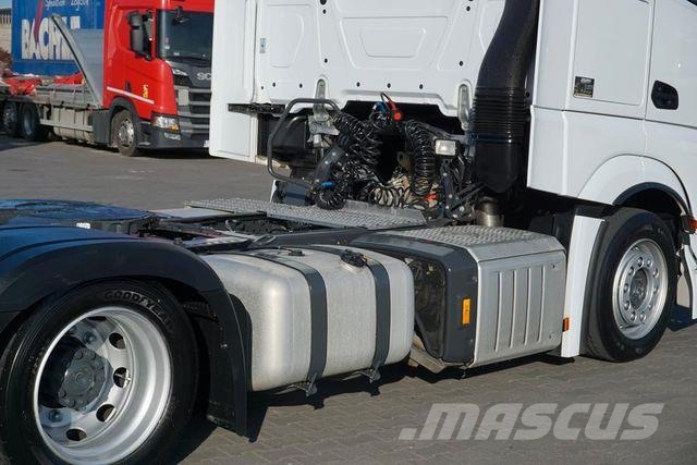 Mercedes-Benz ACTROS / 1851 / E 6 / MP 5 / ACC / MEGA / LOW DE Camiones tractor