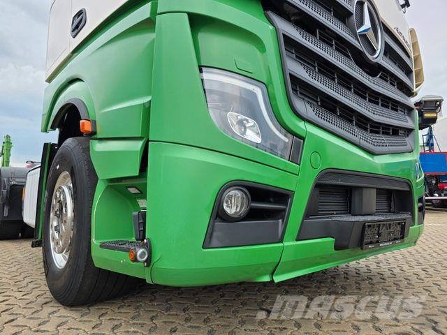 Mercedes-Benz Actros 1846 | Retarder | Xenon | PTO | 6E Prime Movers