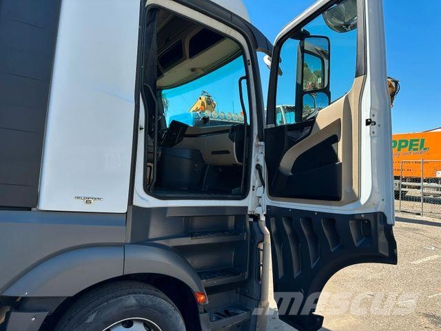 Mercedes-Benz ACTROS 1842 3 M INNENHÖHE KOPMLETTZUG Pressukapelli kuorma-autot