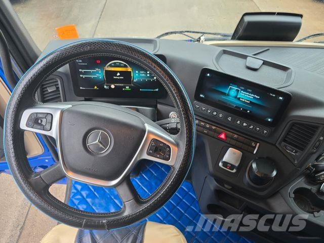 Mercedes-Benz ACTROS 1853 * KIPP. * ACC * RETARDER* HAD * 4x4 Vlačilci